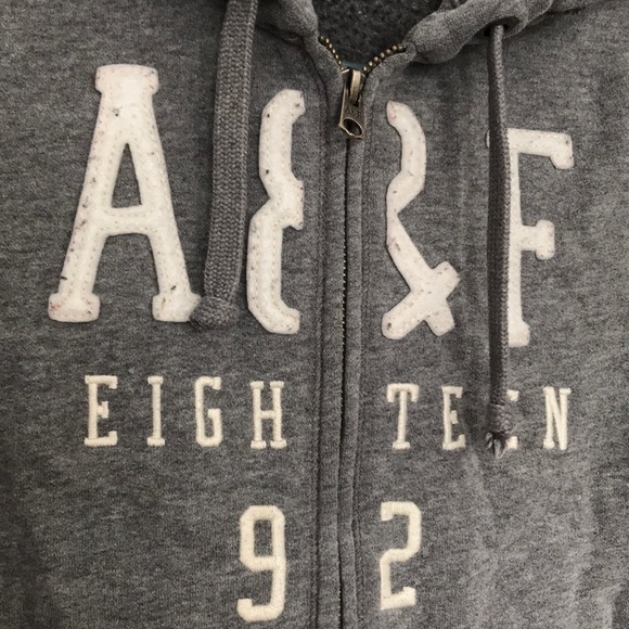 Grey zip up a&f logo hoodie - Picture 5 of 6